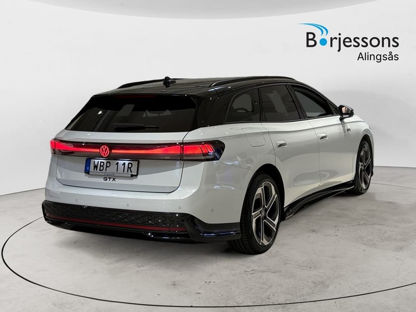 Bild 3 av Volkswagen ID.7 GTX Tourer 340hk Panorama/Drag/360/Massage