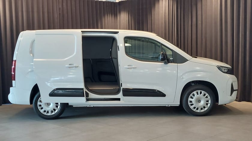 Bild 3 av Opel Combo Van L2 Elite/Facelift/L2 (Lång)/Drag&Värm/Frileverans