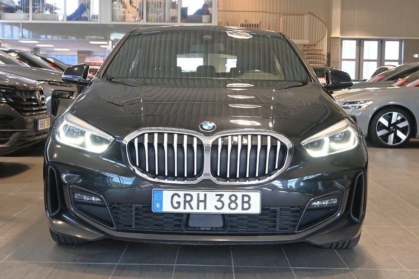 Bild 5 av BMW 118i M Sport 136hk Kamera rattvärme