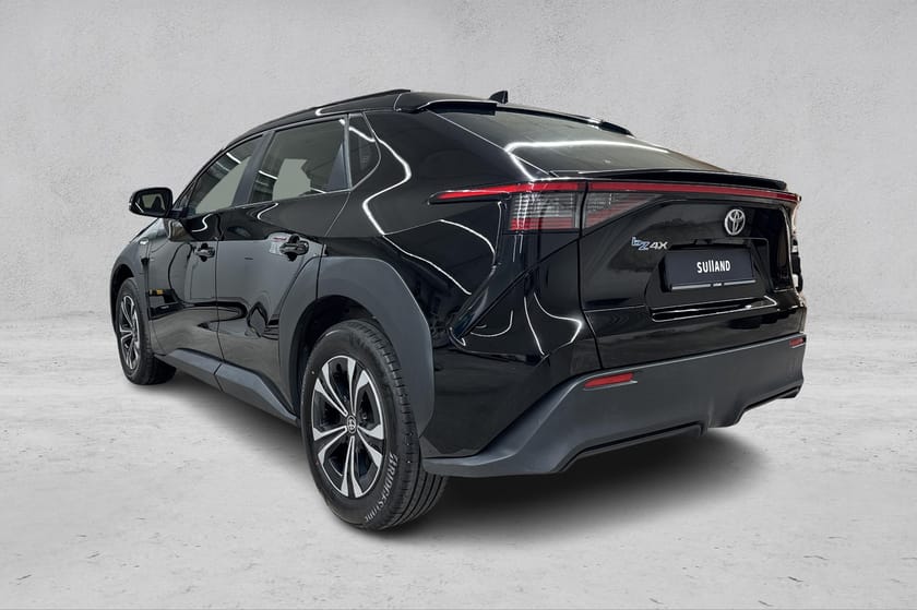 Bilde 3 av Toyota bZ4X Active