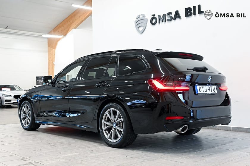 Bild 4 av BMW 330e xDrive Touring Navi B-Kamera CarPlay Drag 292hk