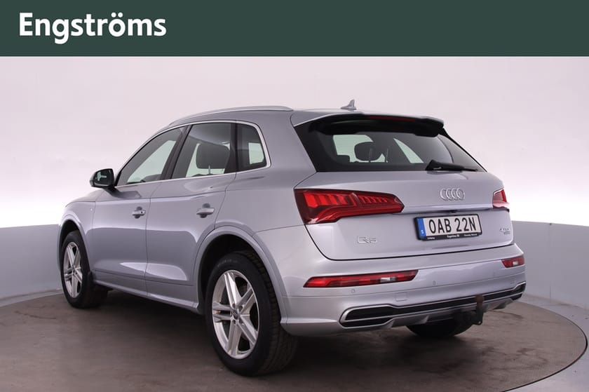Bild 4 av Audi Q5 40 TDI quattro 190Hk S-LINE Alpin/Backkamera/Rattvärme