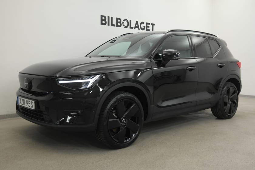Bild 1 av Volvo EX40 Twin Motor Performance UltraBlackSE