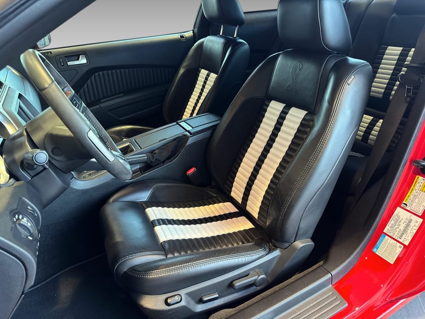 Bild 4 av Ford Shelby GT500 5.4 V8 550hk SVT Performance