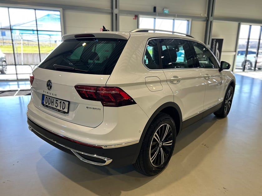 Bild 3 av Volkswagen Tiguan eHybrid 1.4 TSI ACT Elegance 245hk / ErgoActive / Drag