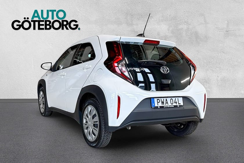 Bild 4 av Toyota Aygo X 1.0 VVT-i Play Moms Bil Välservad Besiktigad
