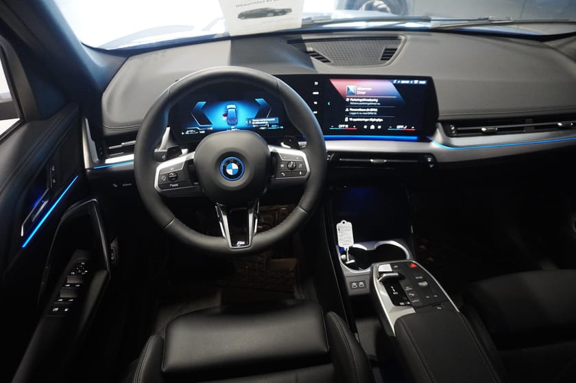 Bild 2 av BMW X1 xDrive30e M Sport Active Launch Ed Drag