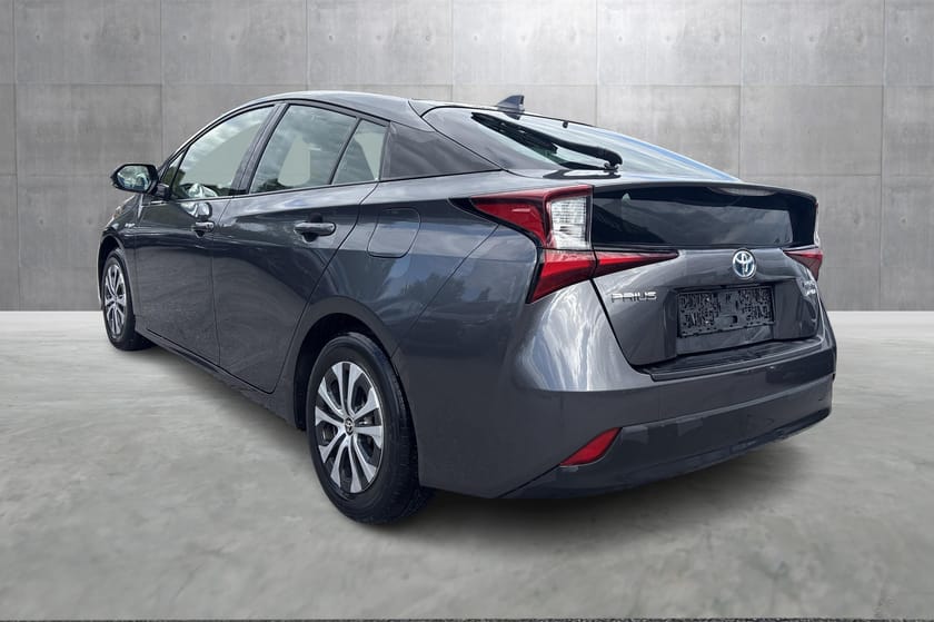 Bilde 2 av Toyota Prius Hybrid AWD-i AWD I Service & EU ok I Lav km
