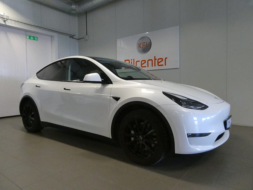 Bild 3 av Tesla Model Y Long Range AWD Drag-Skinn-Panorama-Navi-Rattvärme-SoV