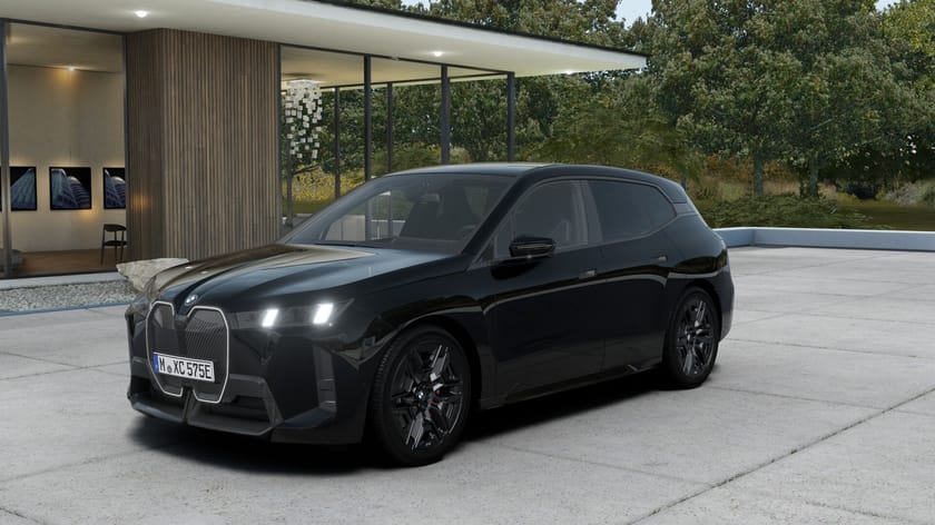 Bild 1 av BMW iX xDrive60 Charged M Sport Pro Ed Drag DA H K