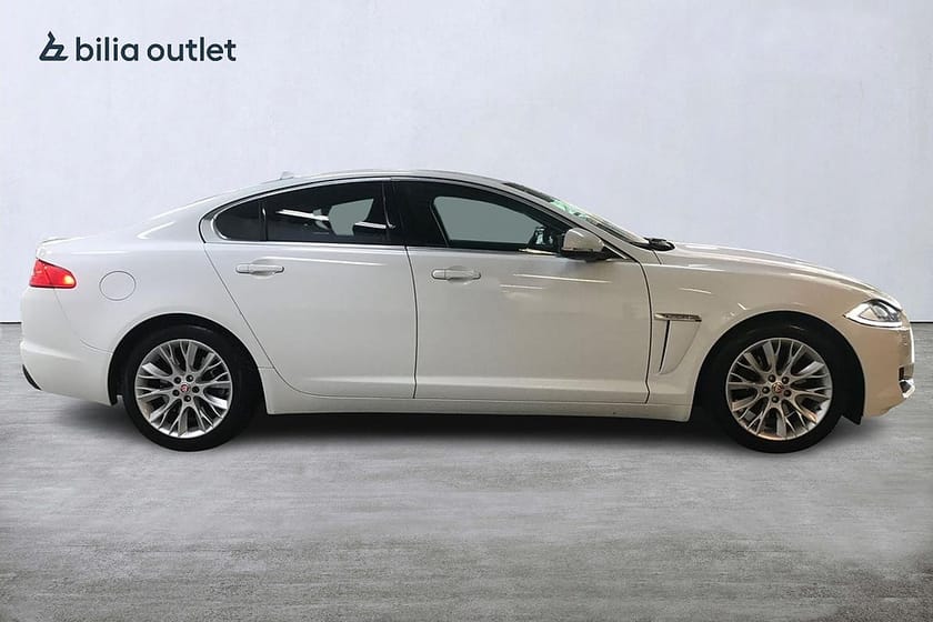 Bild 5 av Jaguar XF 2.2 TDi4 aut Luxury 163hk Navi Rattvärm Backkamera