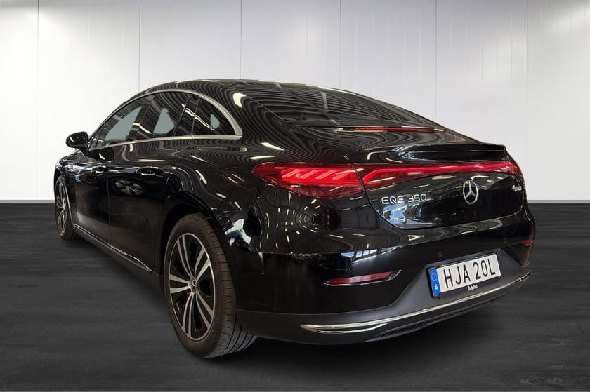 Bild 4 av Mercedes-Benz EQE 350 4MATIC Avantgarde Line / Backkamera / Keyless go