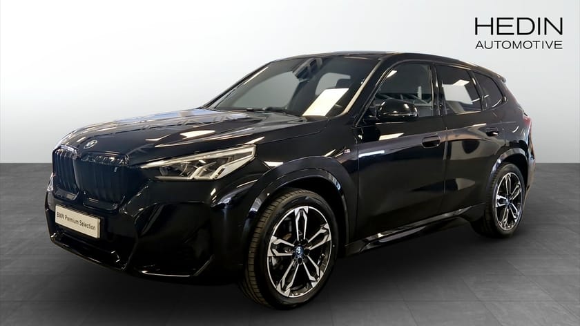 Bild 1 av BMW iX1 xDrive30 M-Sport, M-Chassi