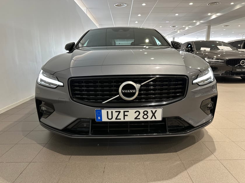 Bild 2 av Volvo S60 B5 Bensin R-Design Edition