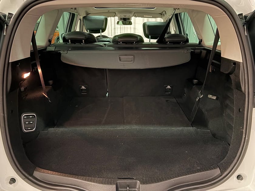 Bild 4 av Renault Grand Scénic 1.5 dCi EDC 7-Sits Drag Pano Värmare Bose