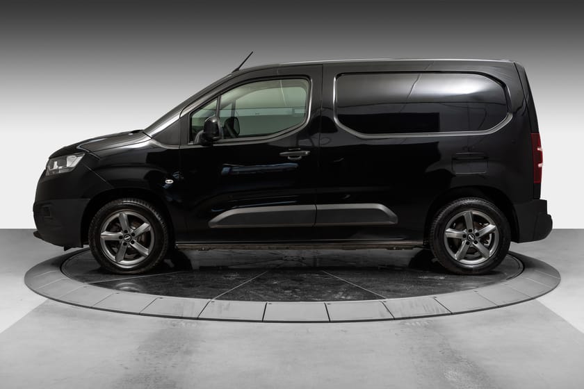 Bilde 2 av Toyota ProAce City 1.5D, 1500kg hengervekt, Garanti