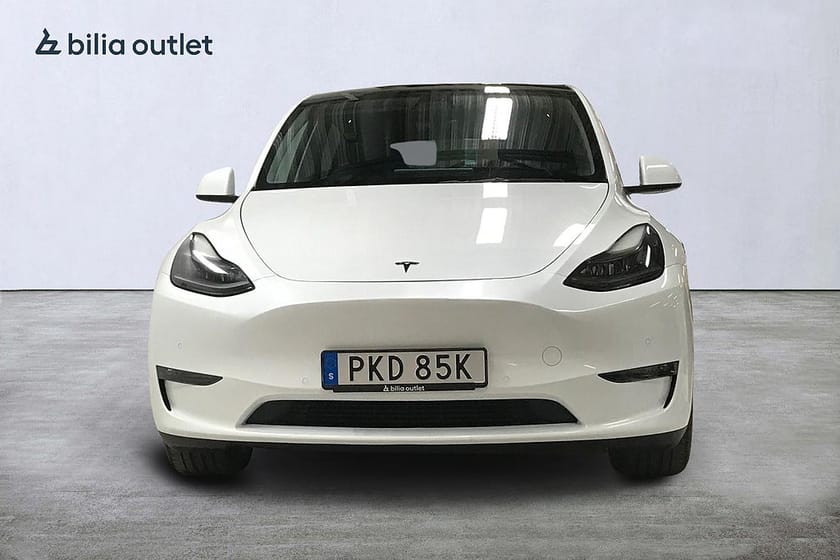 Bild 3 av Tesla Model Y Long Range AWD 514hk Panorama Autopilot Drag Backkamera