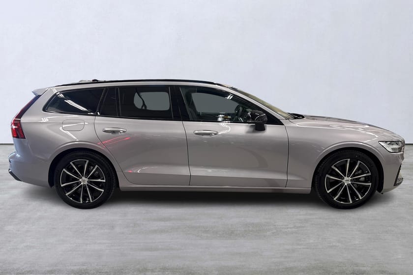 Bild 3 av Volvo V60 T6 Plus Dark Nordic Edition