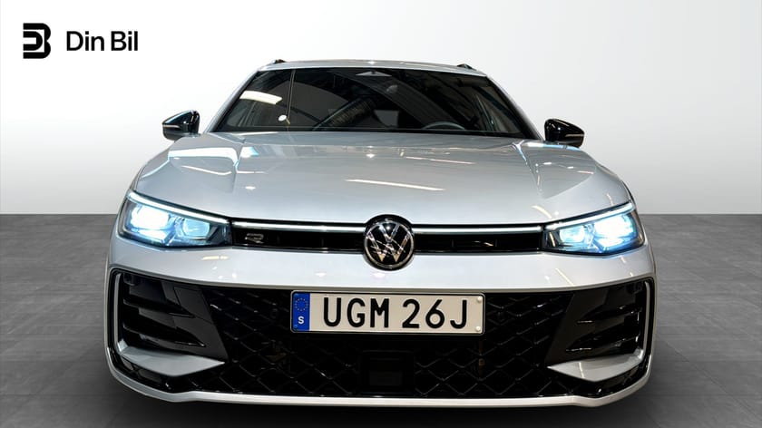 Bild 4 av Volkswagen Passat Sportscombi R-Line Black TDI193 DSG 4M P-värmare/Drag
