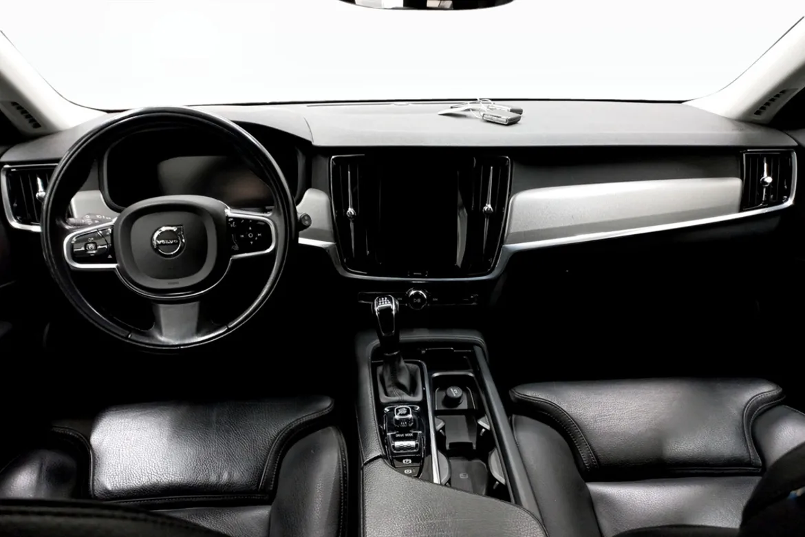 Volvo V90 Cross Country