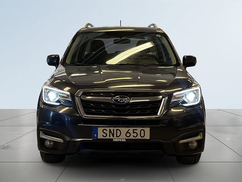 Bild 2 av Subaru Forester 2.0 4WD Lineartronic Kamera/Drag/M-värm/S&V-däck
