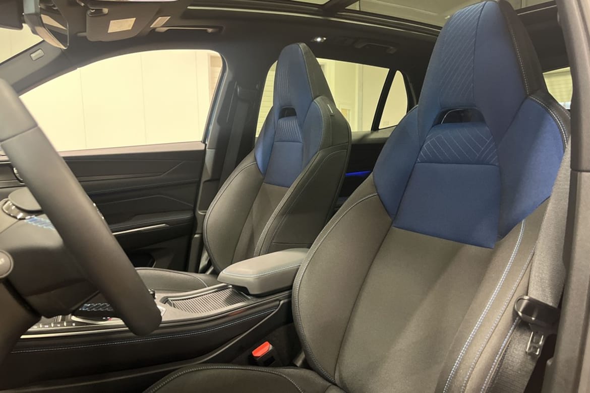 Lynk & Co 01 2023 - miniatyr 14