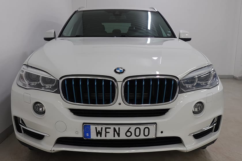 Bild 2 av BMW X5 xDrive40e Drag 360° P-Värme M-ratt Navi BT Nyservad