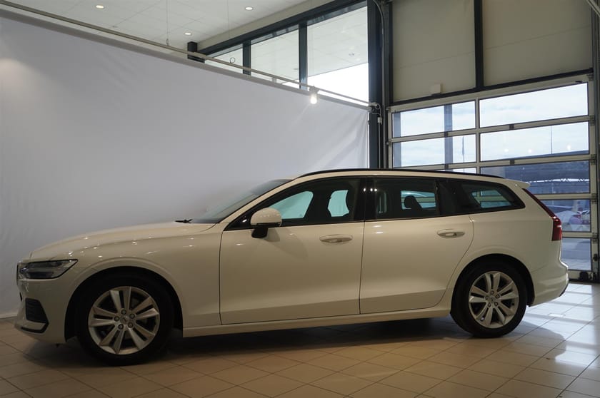 Bild 3 av Volvo V60 D4 Momentum P.värmare Navi Dragkrok Apllecarplay Rattvärme