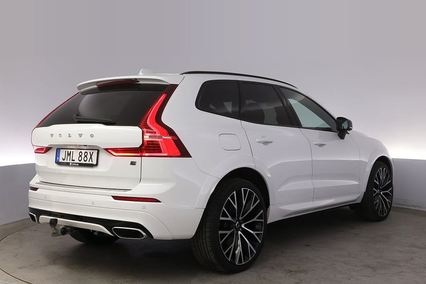 Bild 5 av Volvo XC60 Recharge T8 AWD R-Design Drag Pano HK Elstol 360