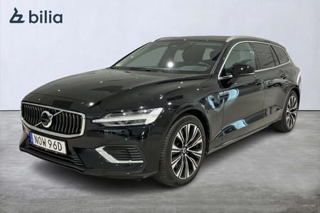 Volvo V60 Recharge T6 Core Edition. Dragkrok.