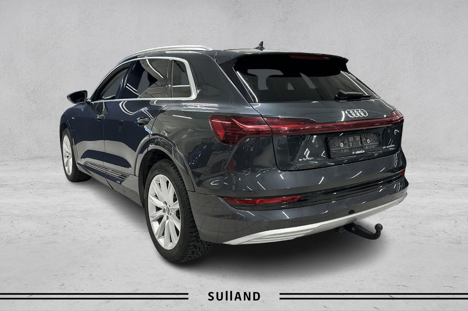 Thumnail bilde 2 av Audi e-tron 55 quattro