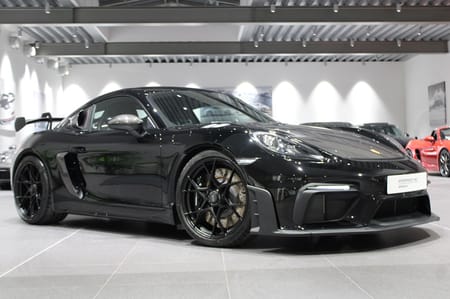 Porsche 718 Cayman GT4 RS