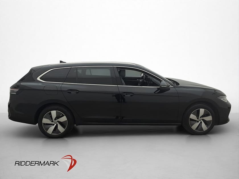 Bild 4 av Volkswagen Passat Sportscombi 1.5 eTSI Drag Kamera Navi Värmare CarPlay