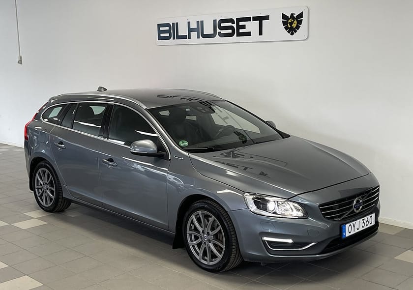 Bild 1 av Volvo V60 D5 Plug-in Hybrid AWD SUMMUM DRAG VÄRMARE