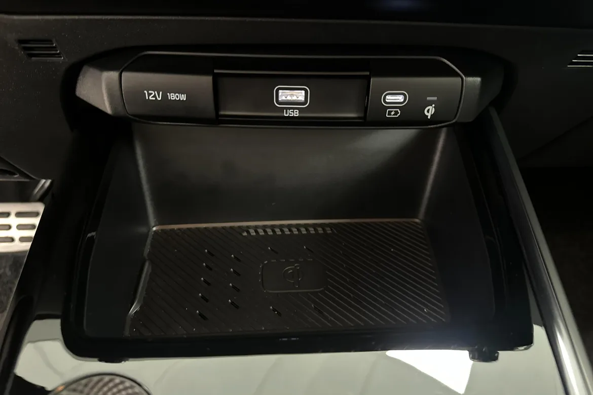 picture of a car