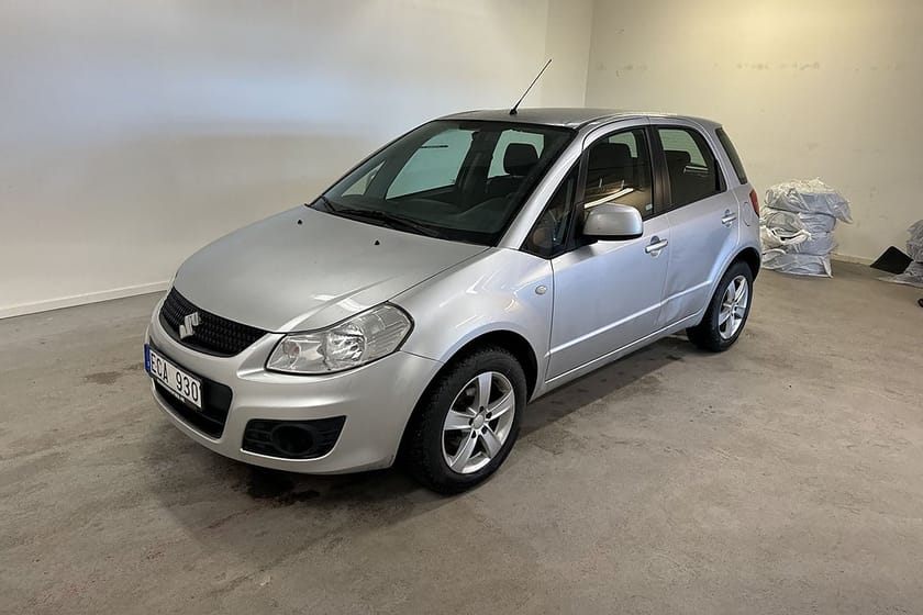 Bild 1 av Suzuki SX4 1.6 SUPERDEAL 3.95% / KAMKEDJA