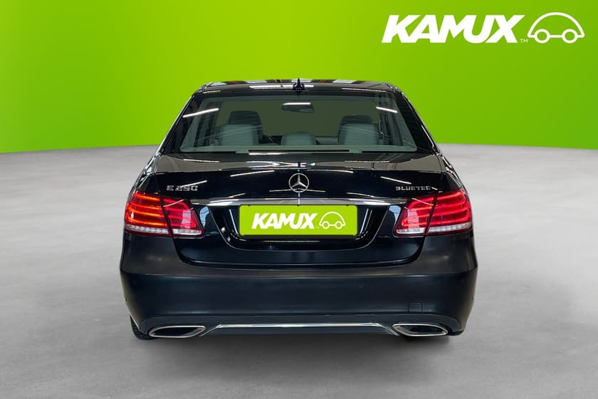 Bild 5 av Mercedes-Benz E 250 BlueTEC 4MATIC Drag kamera Navi D-värm