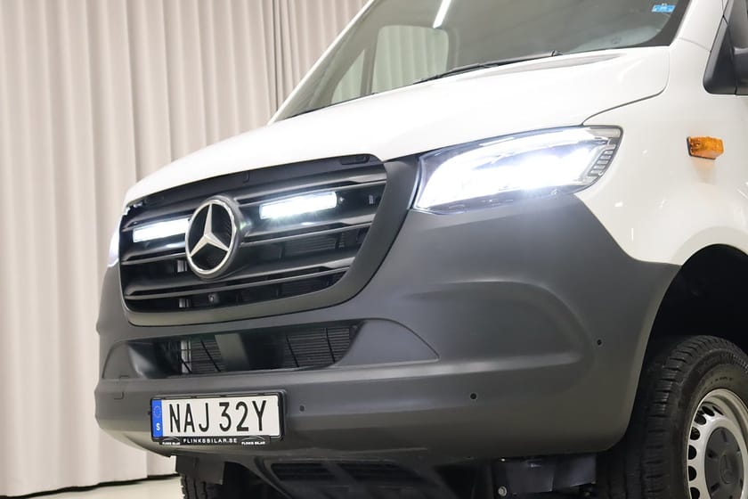 Bild 4 av Mercedes-Benz Sprinter 319 CDI 4x4 Skåpbil 190HK Maxi|Servicebil|SeUtr!