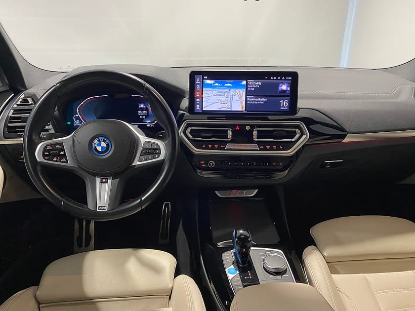 Bild 3 av BMW iX3 Head Up Display Panorama H/K 360 Kamera Adp Farthållare