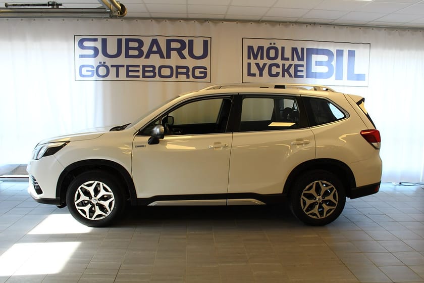 Bild 4 av Subaru Forester e-Boxer XFuel 2.0i Aut Base (150hk) **Kampanj**