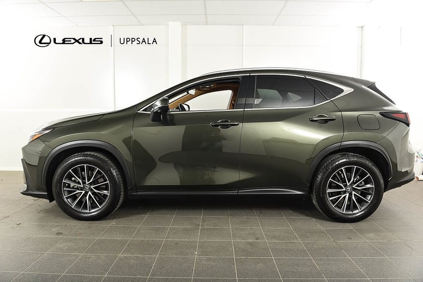 Bild 2 av Lexus NX 450h+ NX450H+  Executive Teknikpaket Taklucka Plug-In