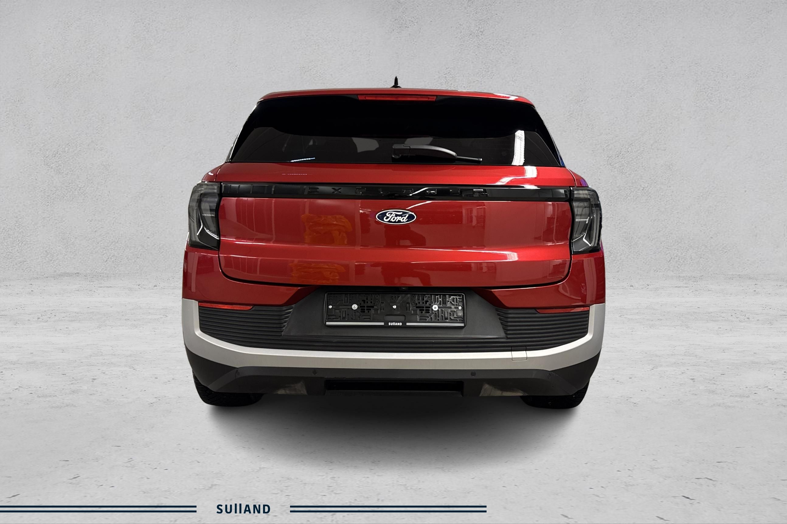 Thumnail bilde 3 av Ford Explorer EV Extended Range RWD