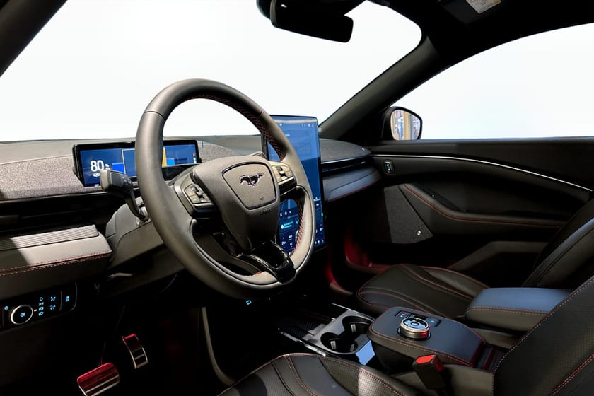 Bild 5 av Ford Mustang Mach-E Long Range RWD 0,95% Räntekampanj