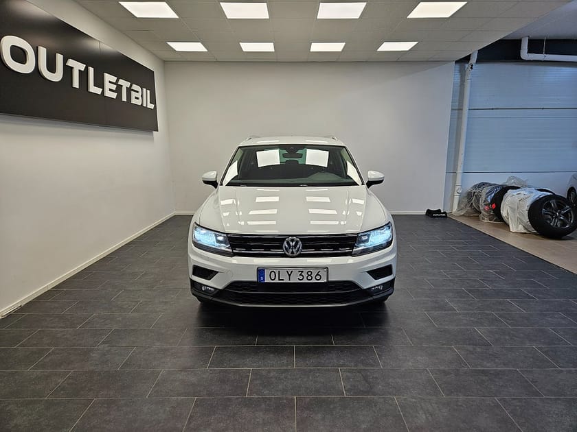 Bild 4 av Volkswagen Tiguan 1.4 TSI 150hk 4Motion 4x4 Base Värmare Drag Backkamera