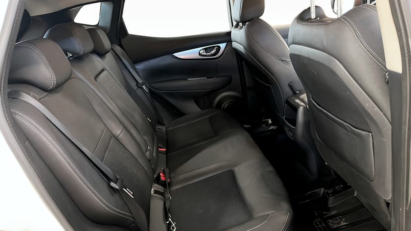 Bild 5 av Nissan Qashqai 1.3 DIG-T Tekna / Elsäte / 360° kamera /