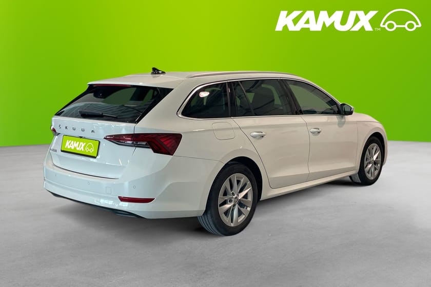 Bild 5 av Škoda Octavia Kombi 2.0 TDI Style  Cockpit Värmare Drag Backkamera