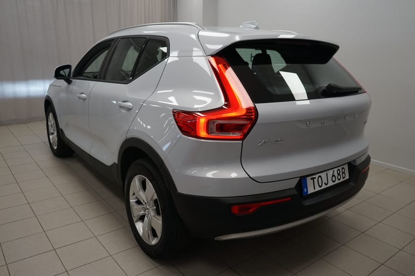 Bild 3 av Volvo XC40 D3 FWD Momentum Edition | Drag |