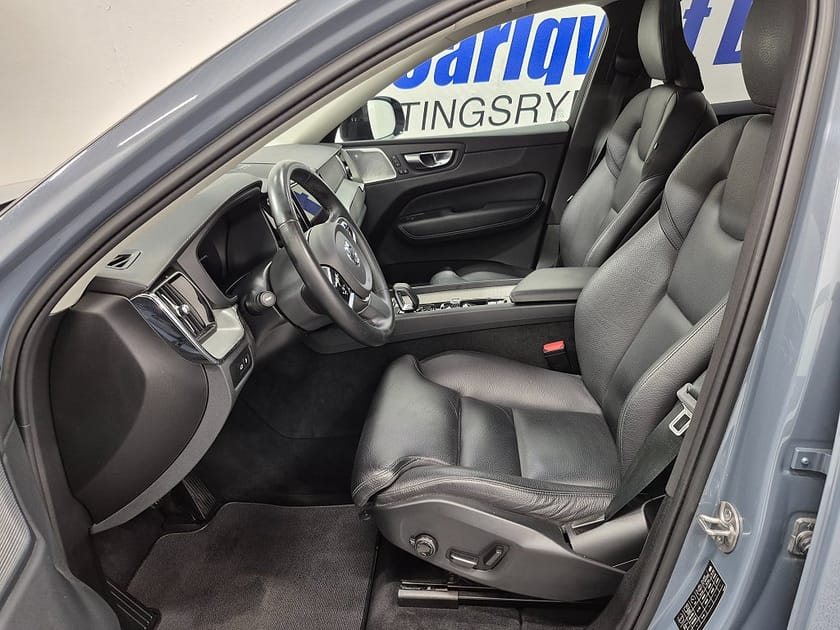 Bild 2 av Volvo XC60 T6 Recharge Ultimate Dark plug in AWD 350HK 4x4 Panor