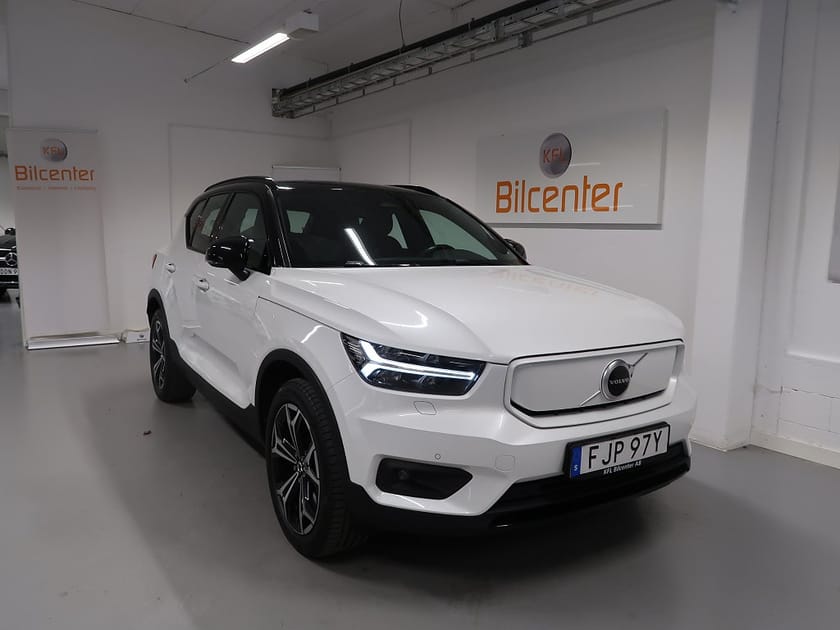 Bild 4 av Volvo XC40 P8 AWD Recharge Twin Plus V-Däck ingår Drag-Kamera-Navi-Elstol