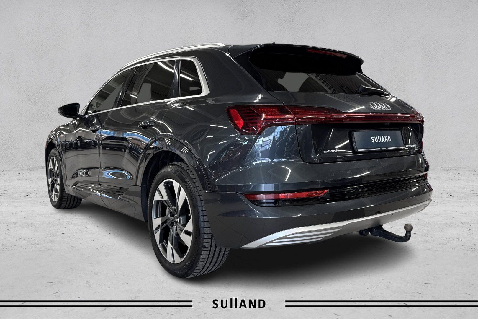 Thumnail bilde 2 av Audi e-tron 55 quattro